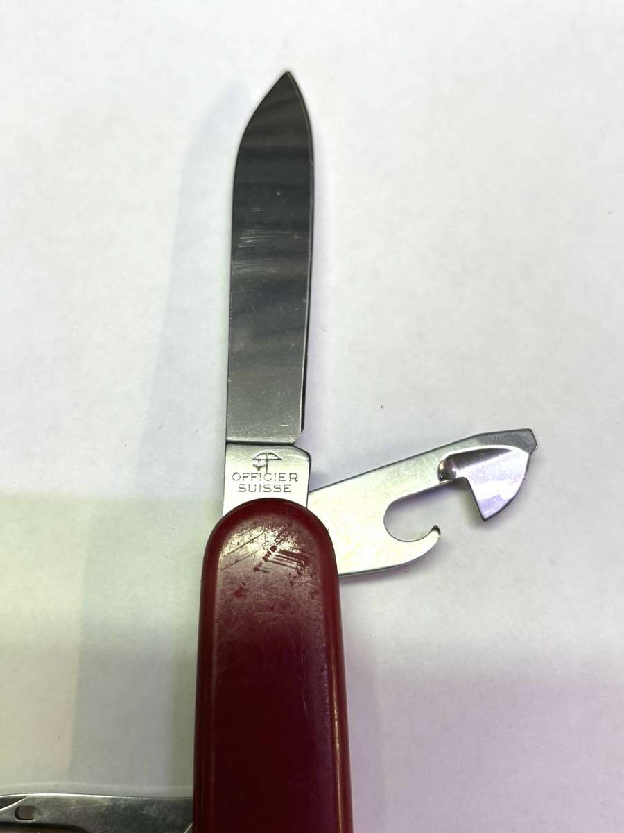 SWISS POCKET KNIFES