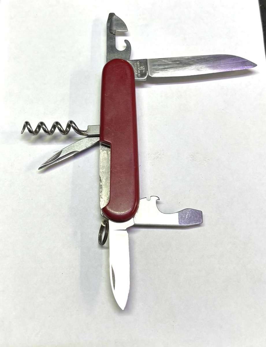 SWISS POCKET KNIFES