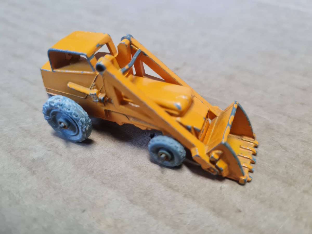 MATCHBOX LESNEY ENGLAND - WEATHERILL HYDRAULIC EXCAVATOR