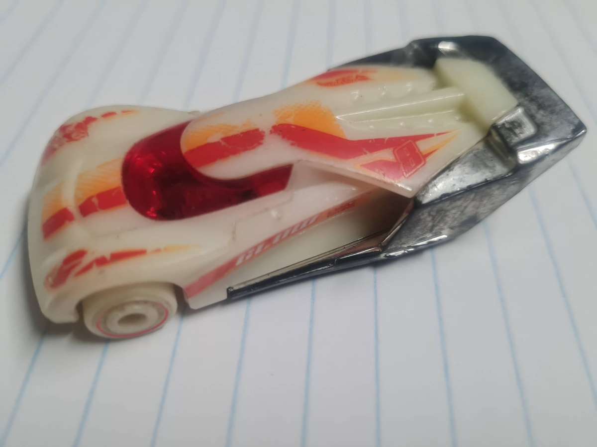 LOT 4 : HOT WHEELS LINDSTER PROTOTYPE FROM 2021 GLOW RACER SERIES