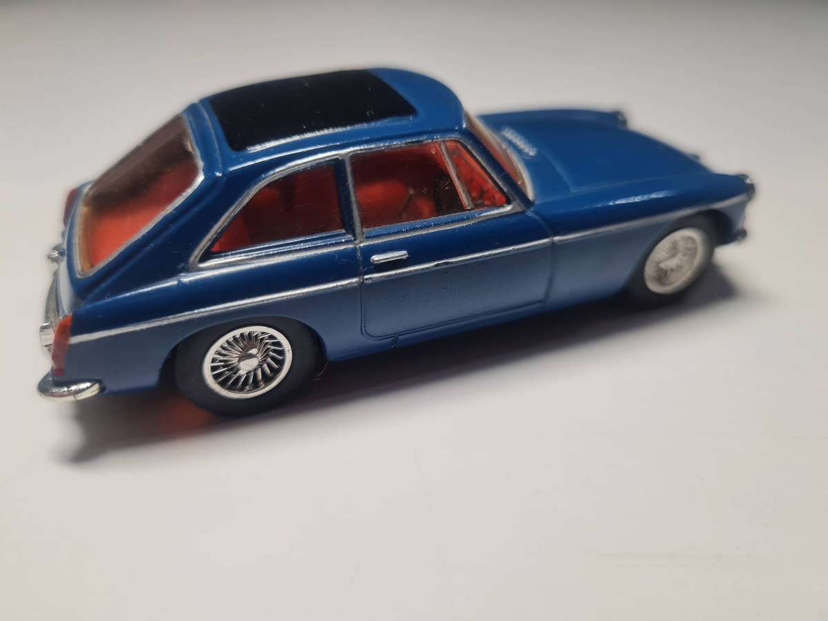 Lot 5 - DINKY 1965 MGB-GT , MADE IN MACAU