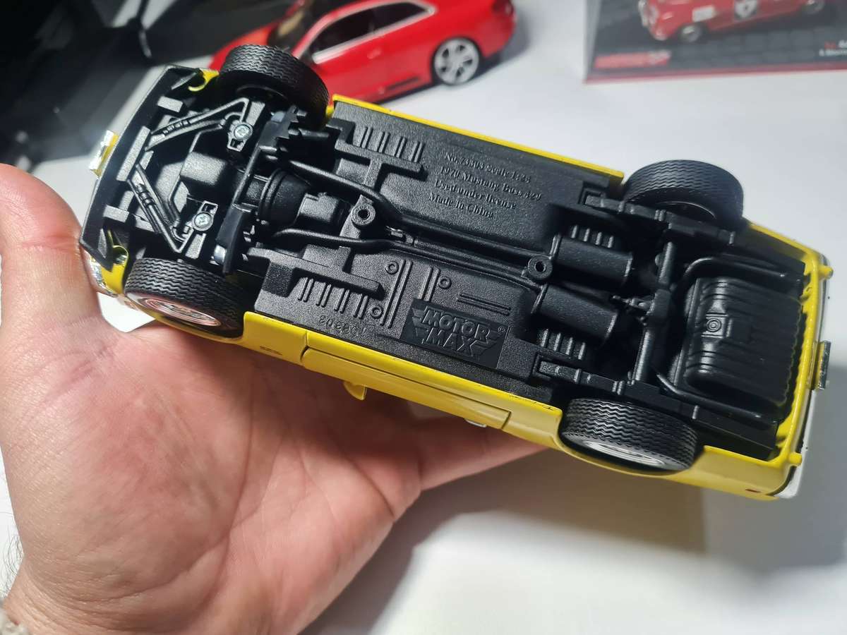 Lot 10 - 1:24 scale 1970 MUSTANG BOSS 429