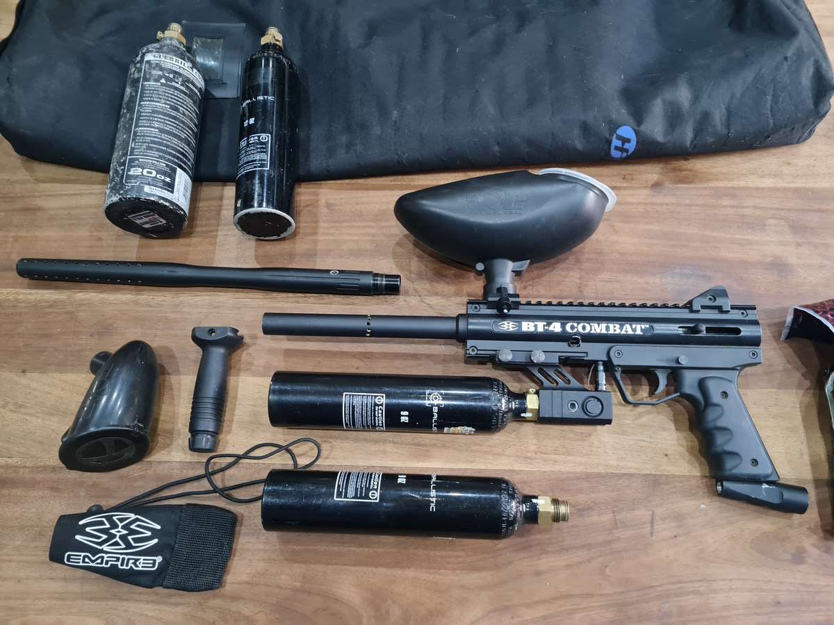 Paintball marker with many accessories