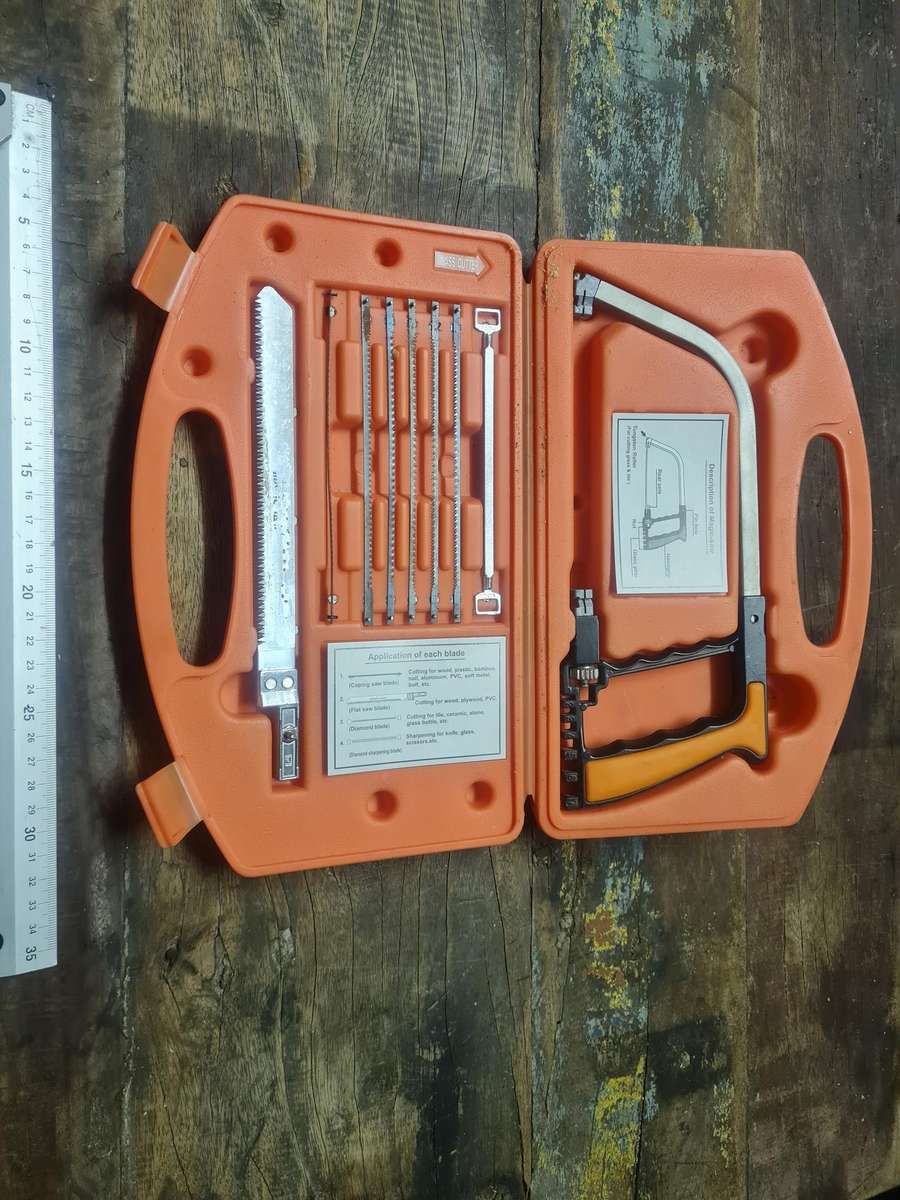 Magic saw set , as per pictures.
