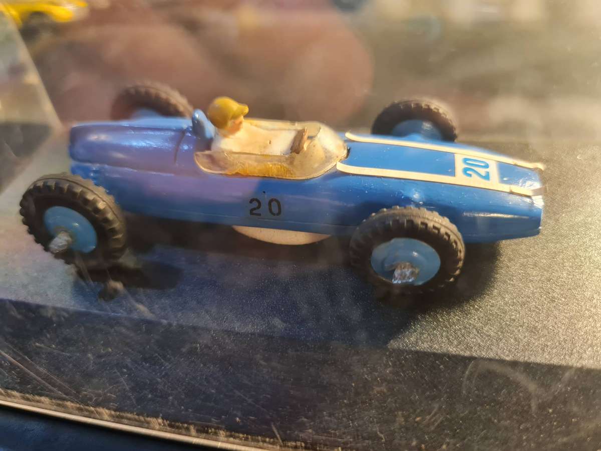 1/43 scale , not sure what model