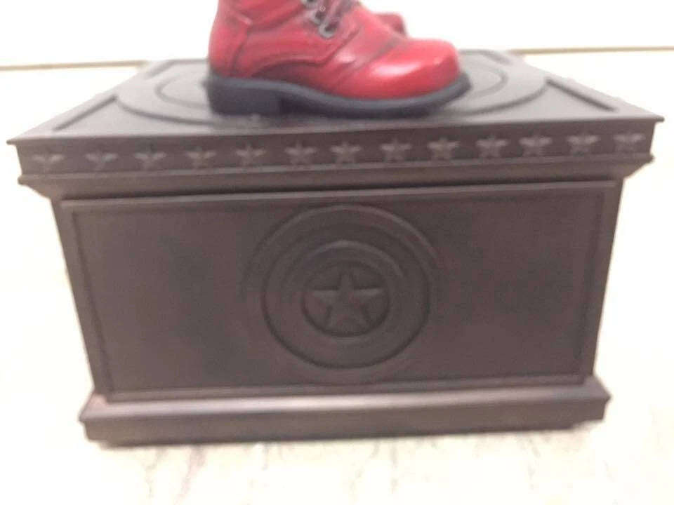 CAPTAIN AMERICA 1/4 Scale Statue: Sentinel of Liberty XM Studios Premium MINT.