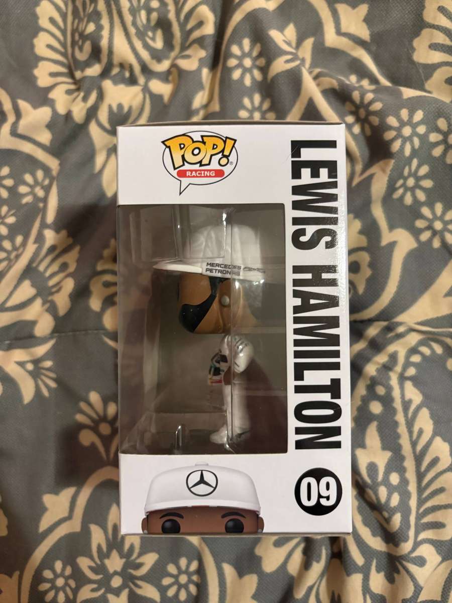Funko Pop F1 Lewis Hamilton