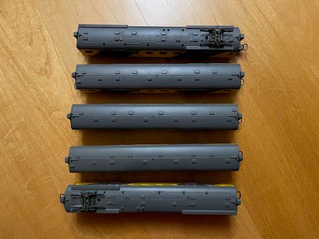 Lima suburban set metro colour