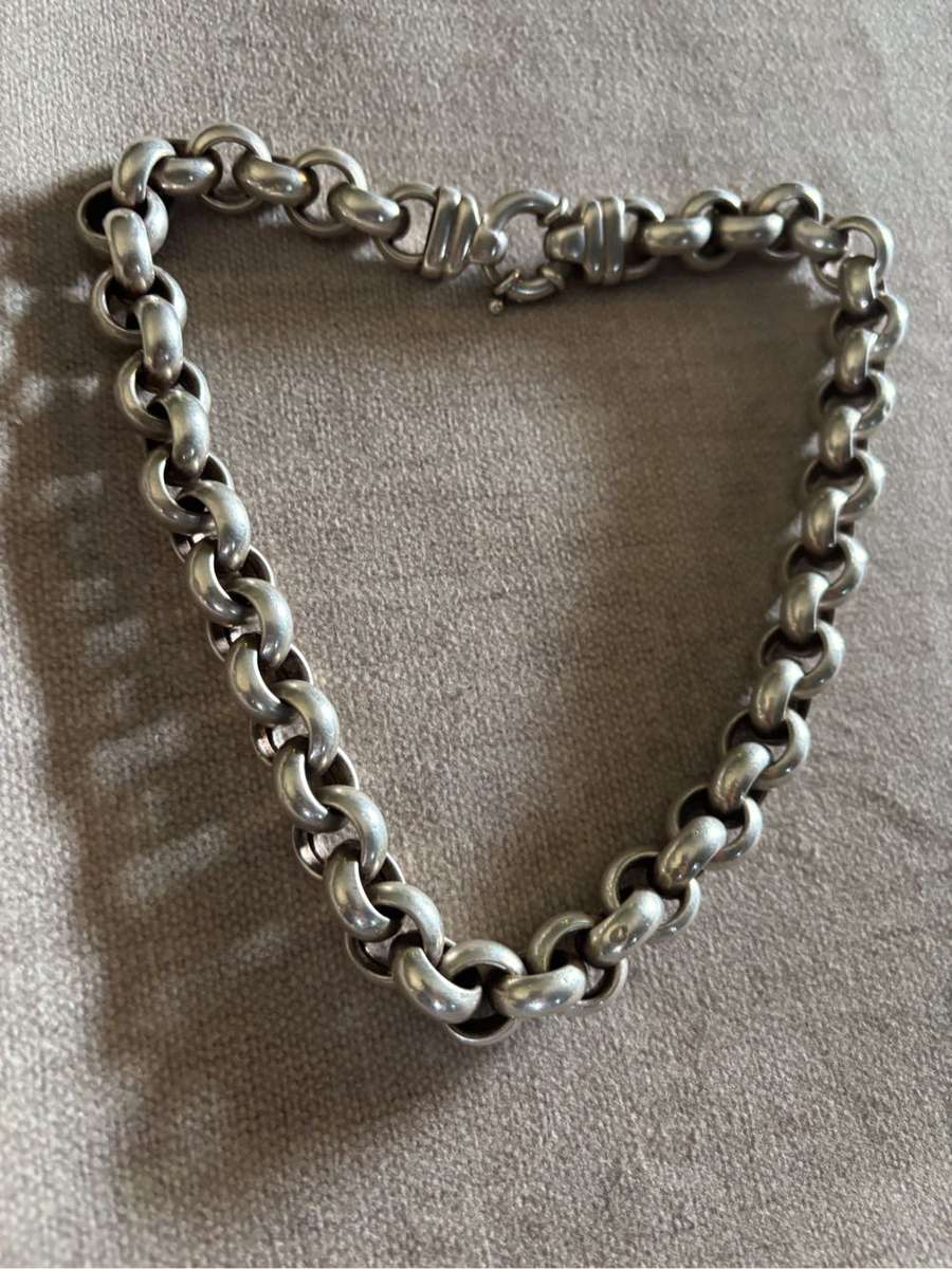 SILVER NECKLACE