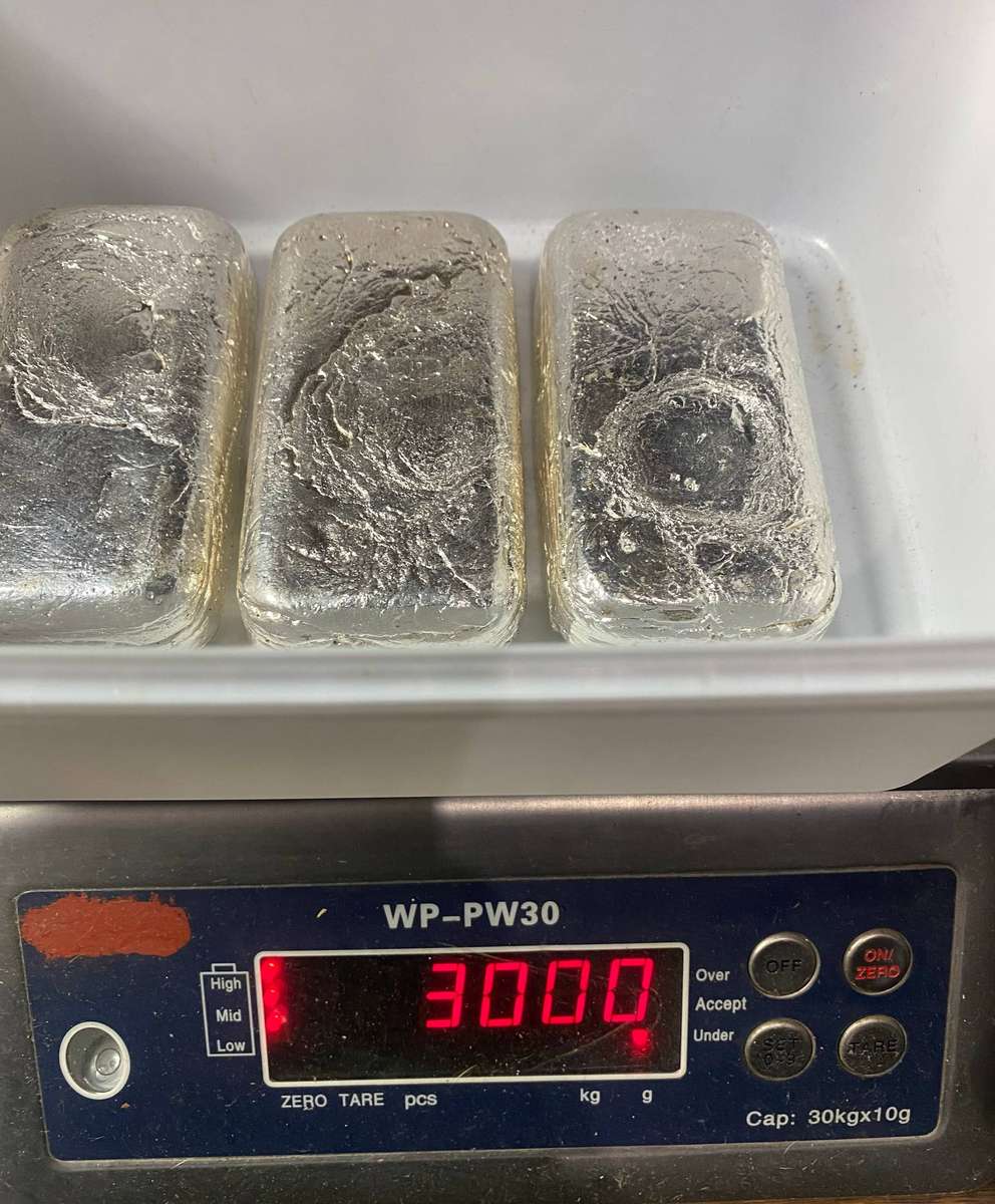 1 KG SOLID SILVER BAR