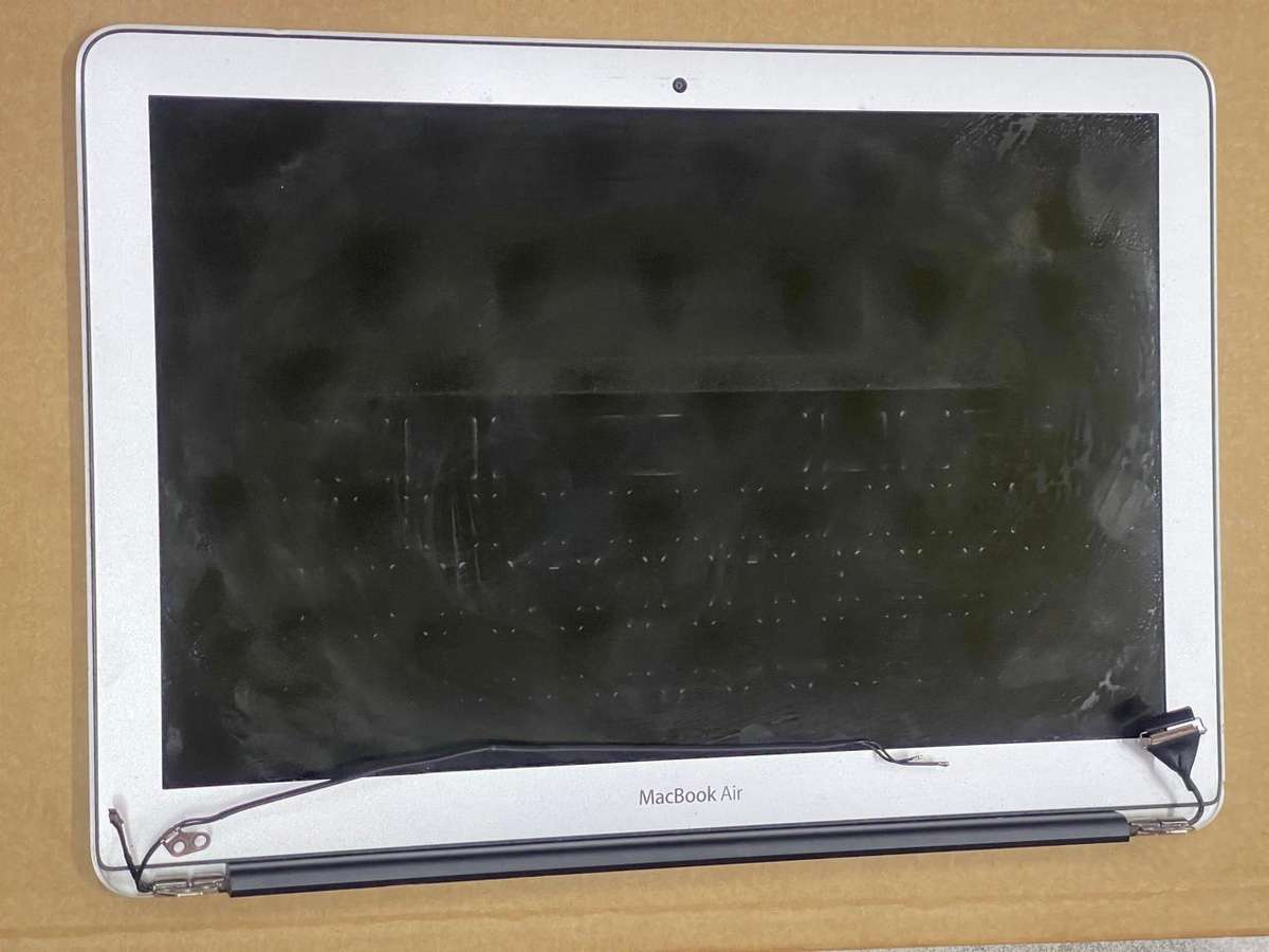 MacBook Air A1466 13-inch 2012 Display Assembly Replacement