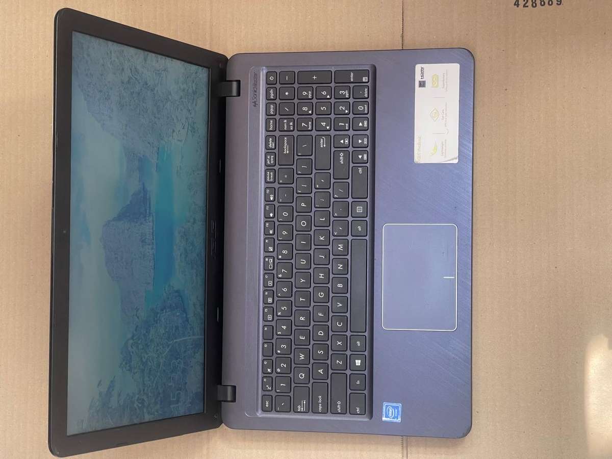 ASUS VIVOBOOK X543M | INTEL CELERON CPU N4000  | 4GB RAM | 500GB HDD | 15.6 LED | WIN10 HOME