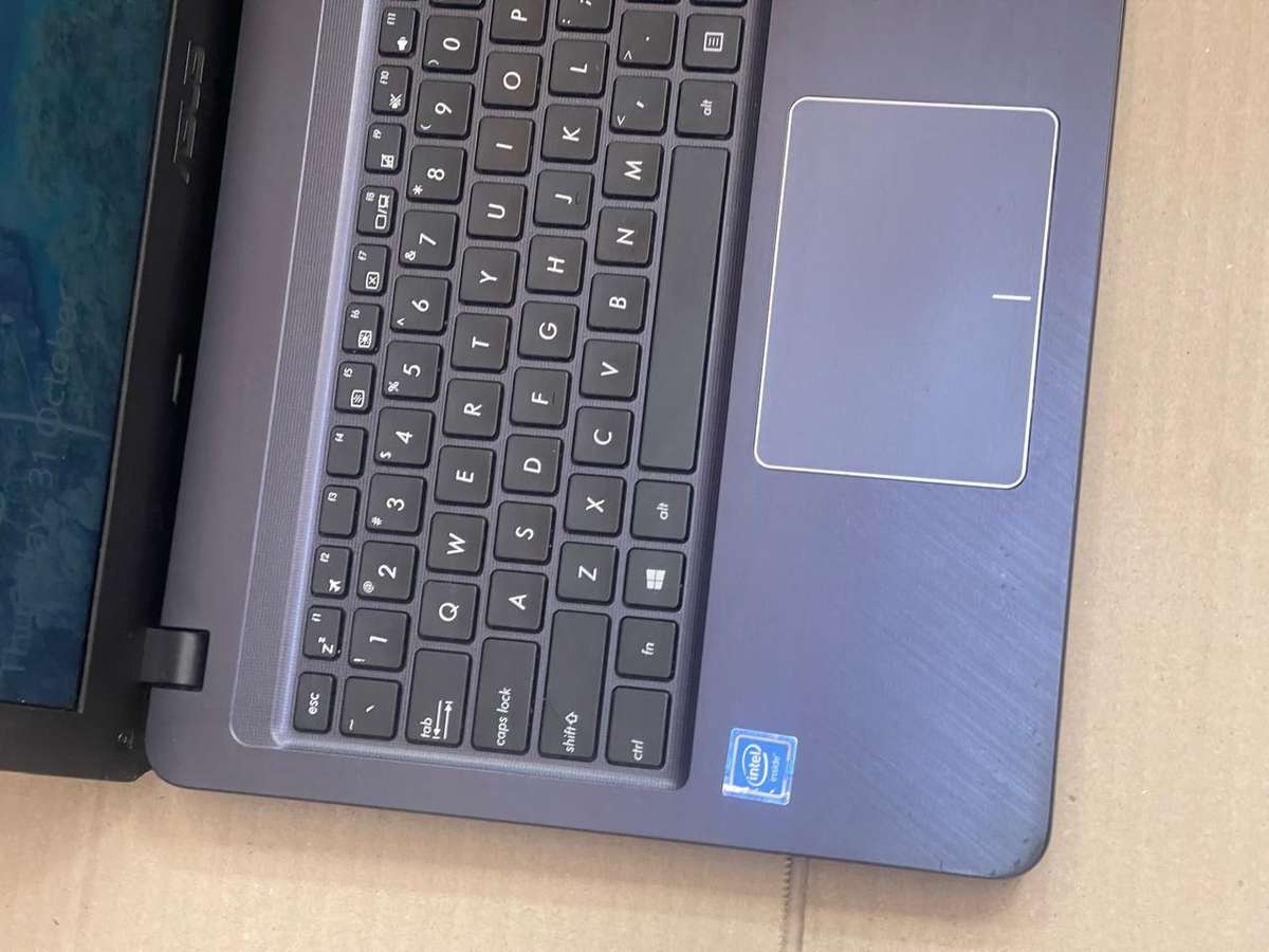 ASUS VIVOBOOK X543M | INTEL CELERON CPU N4000  | 4GB RAM | 500GB HDD | 15.6 LED | WIN10 HOME