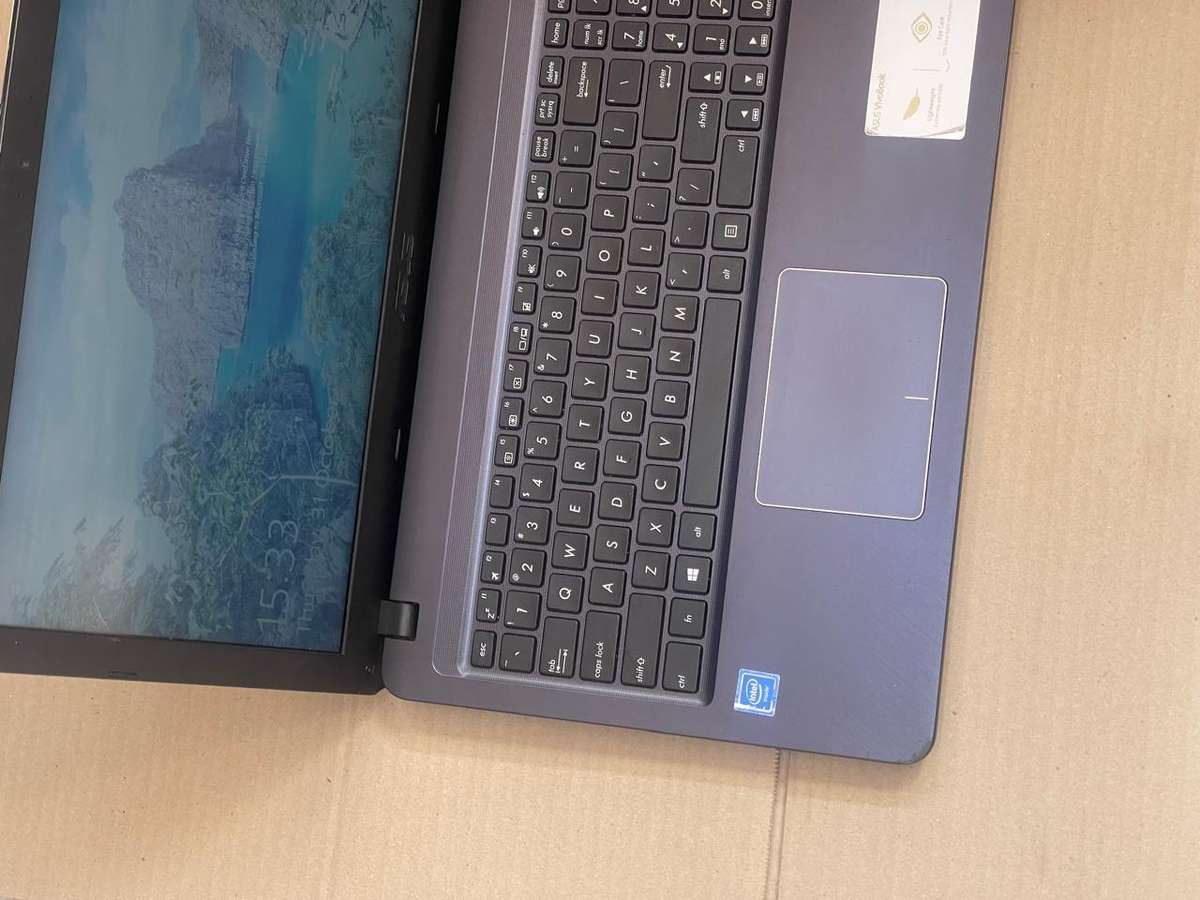 ASUS VIVOBOOK X543M | INTEL CELERON CPU N4000  | 4GB RAM | 500GB HDD | 15.6 LED | WIN10 HOME
