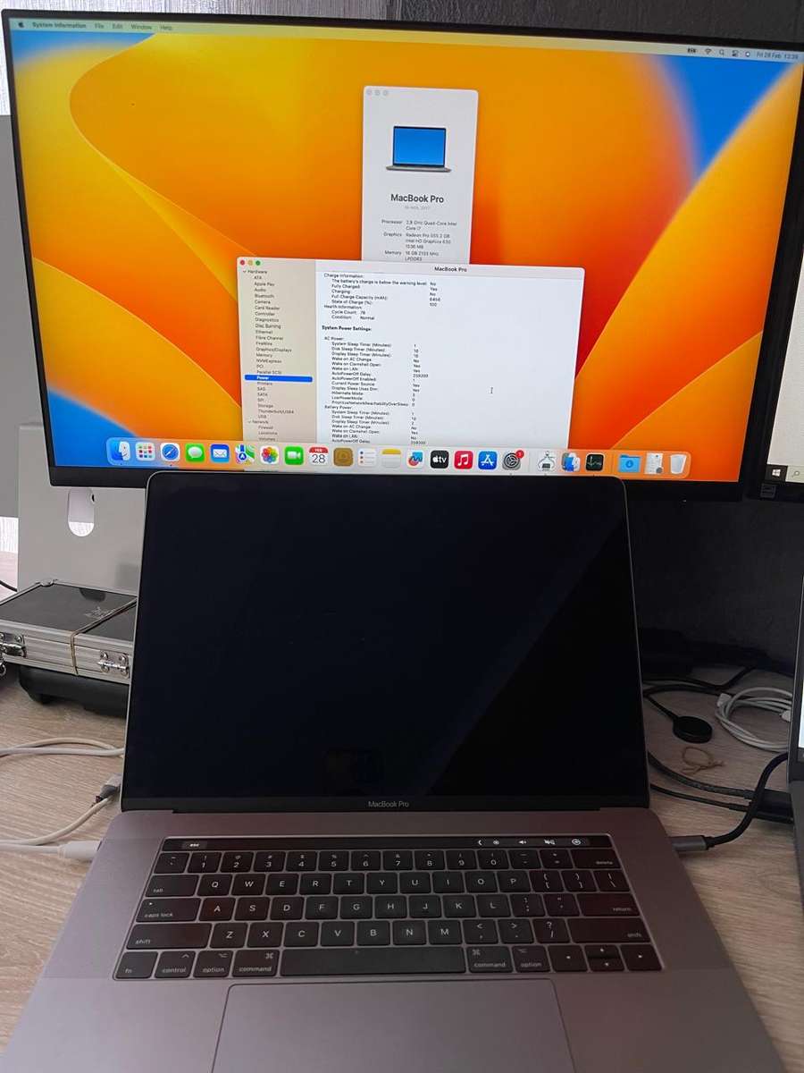 Apple MacBook Pro 15-Inch (TouchBar / 2017) | Core i7 16gb 256gb ssd