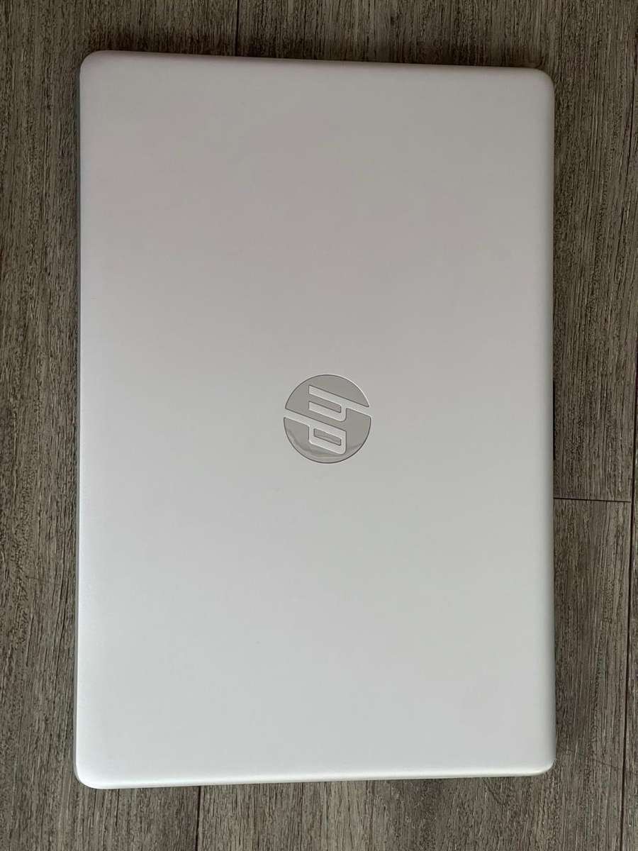 HP 15-dw3027ni | 11TH GEN CORE i5-1135G7 | 16GB RAM | 512GB | 15.6` FHD LED | WIN11 HOME