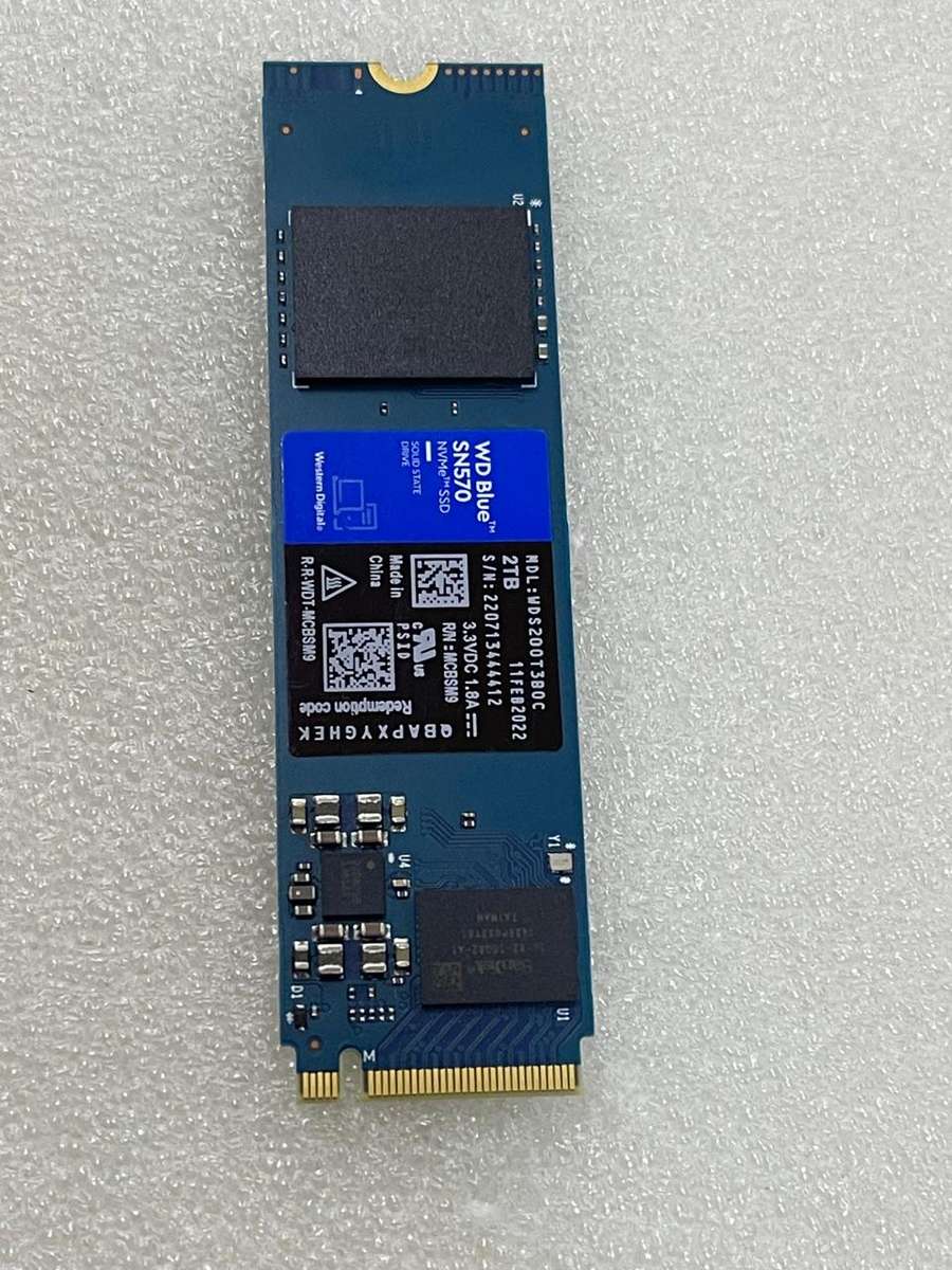 2TB WD Blue SN570 NVMe SSD M.2 2280