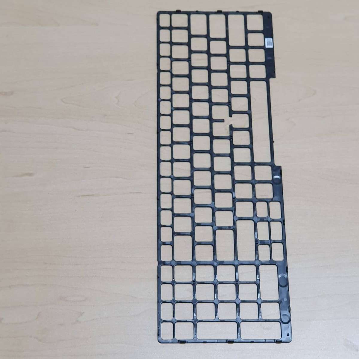 DELL LATITUDE 5590/5591/5580 KEYBOARD BEZEL TRIM 09N9P6