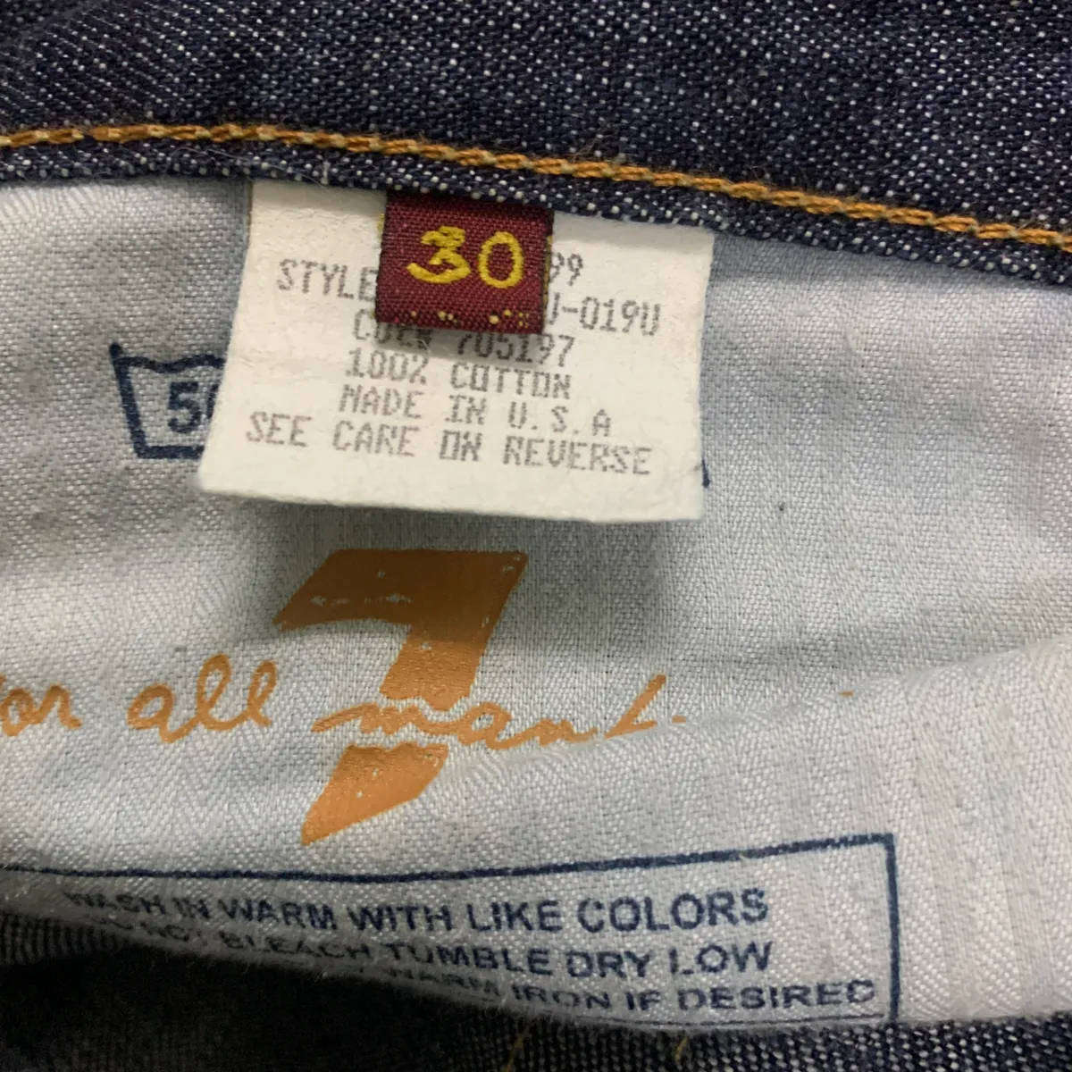 7 For All Mankind Bootcut Jeans  Dark Wash  Size 30  Made in USA (Aprox SA 12)