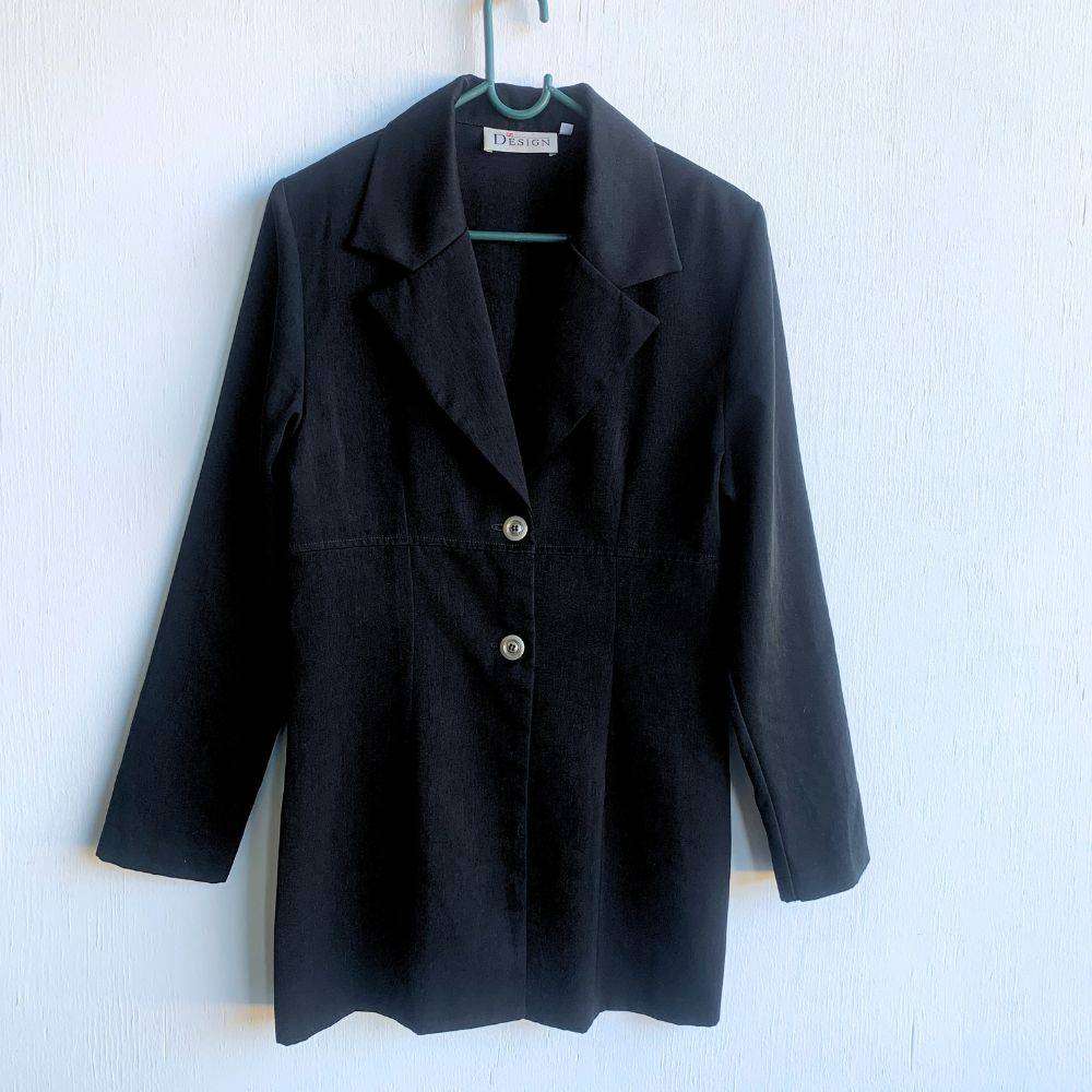 Design Black Two Button Longline Jacket Size Small