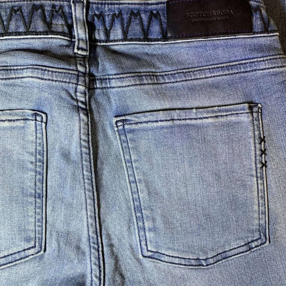 Scotch & Soda  Skinny Jeans  Classic Blue  Size 27/30 (Aprox SA 6-8)