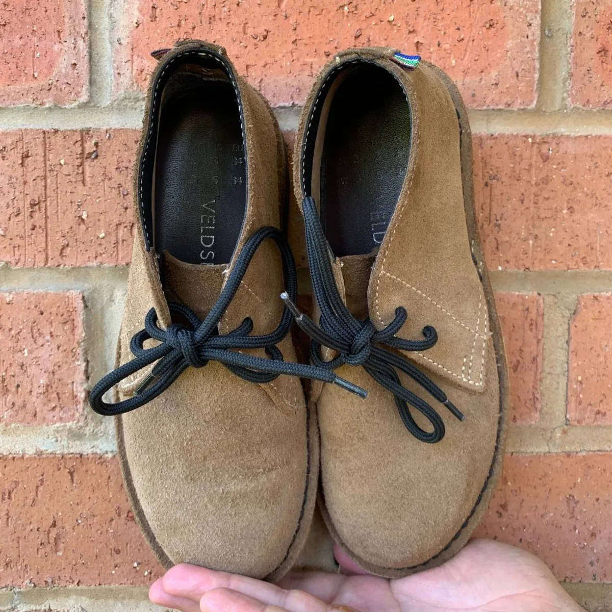 Veldskoen Vellies  Tan Suede with Black Sole