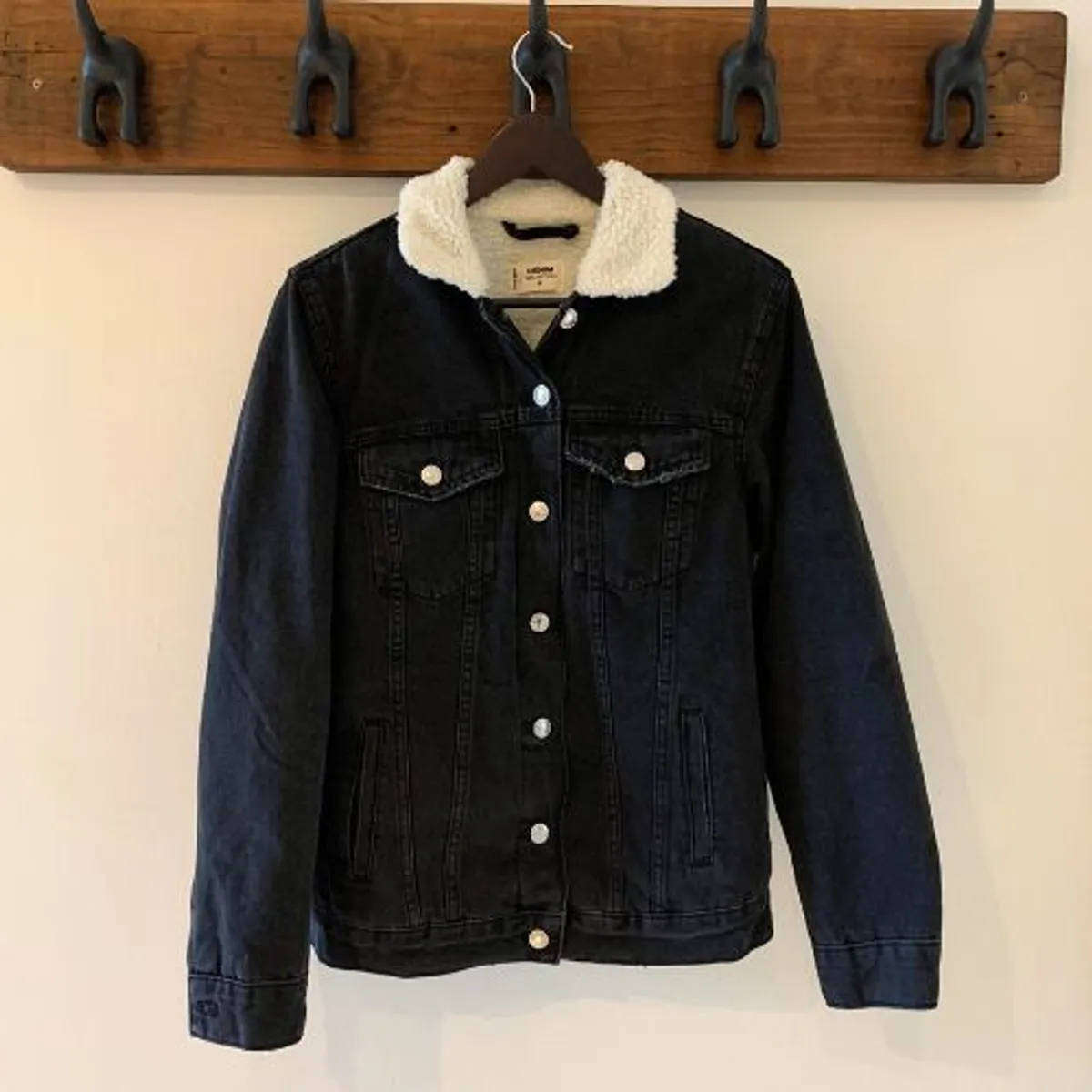 Black Sherpa-Lined Denim Jacket  Size M  Winter