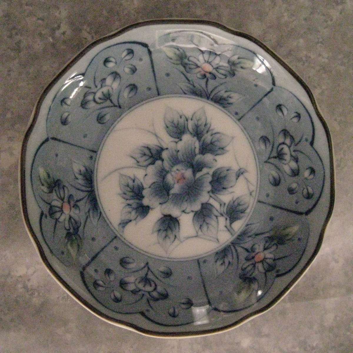 Porcelain Flower Bowl
