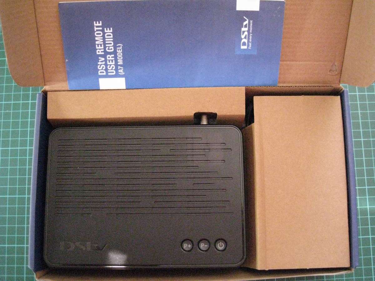 DSTV HD 9s DECODER -never been used
