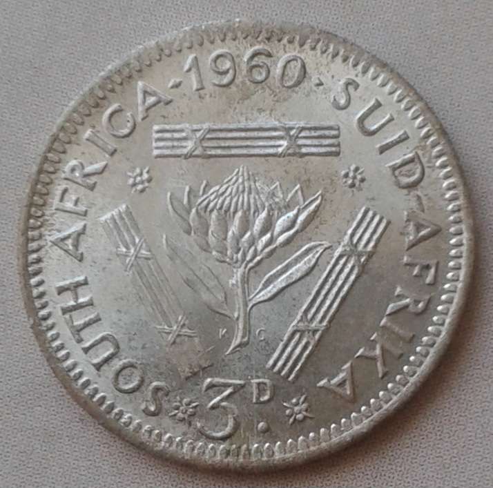Scarce 1960 union silver threepence (mintage: 18004)
