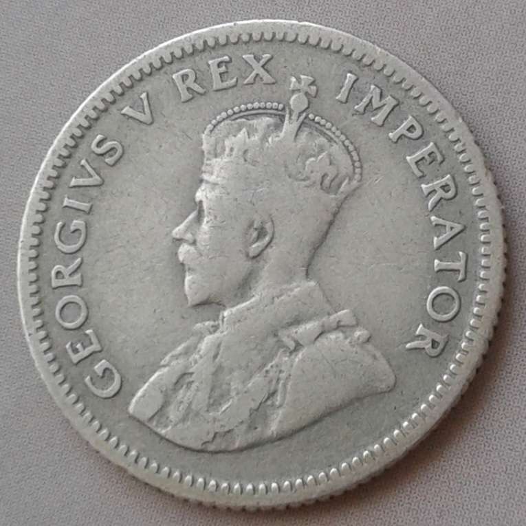 Scarcer 1925 union silver sixpence (lower mintage)