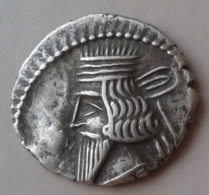 Parthian Kingdom, Pacorus I (78 - 110 AD) silver Drachma in nice condition