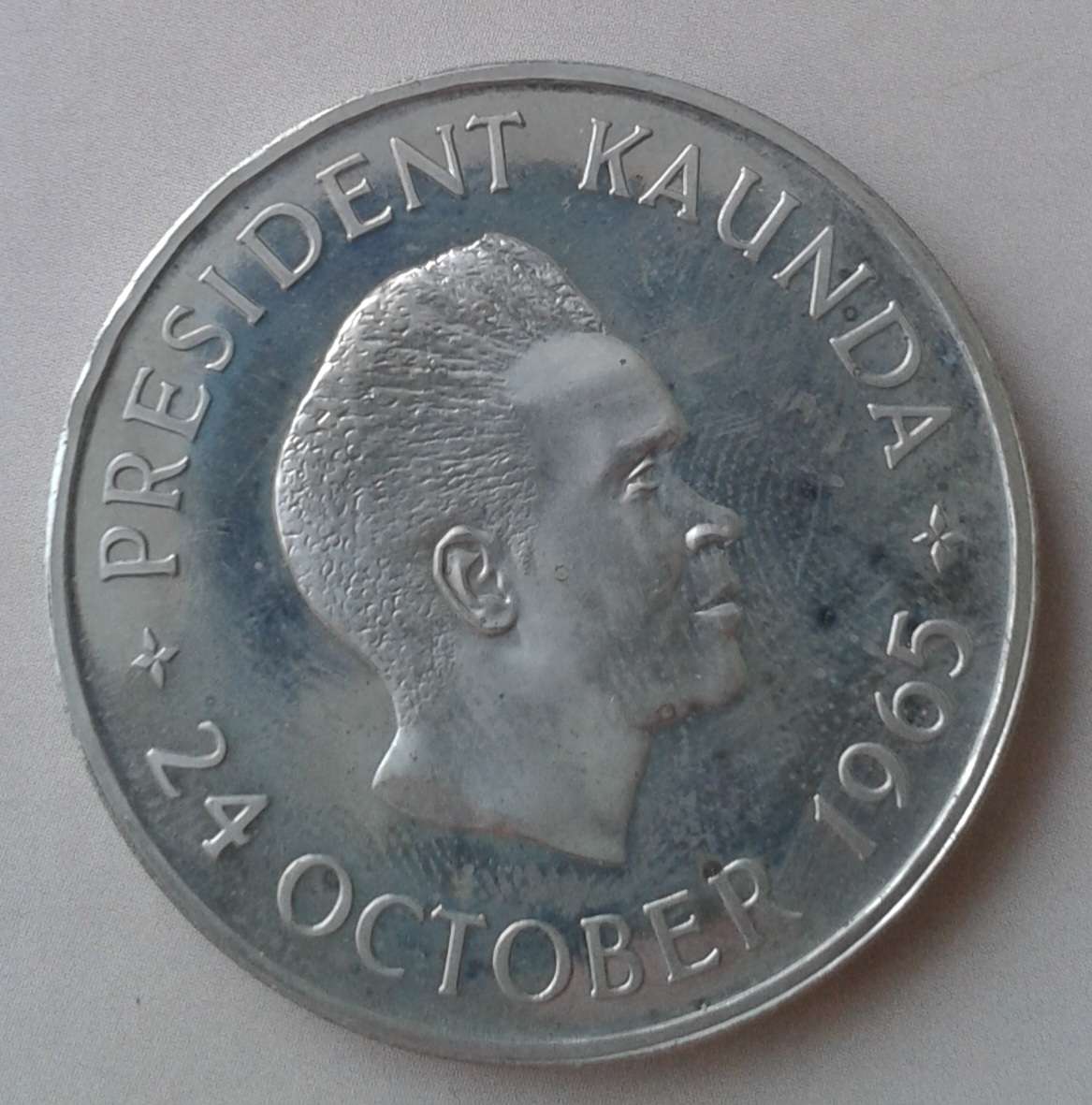 Zambia 1965 proof crown in original box (mintage: 20000).