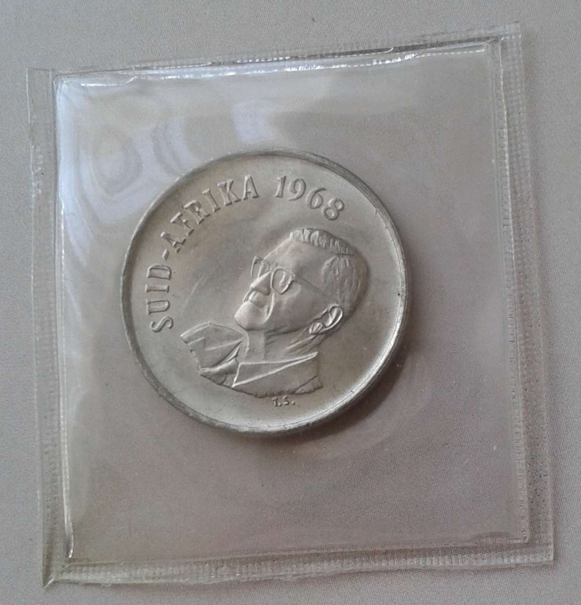 Uncirculated 1968 Afrikaans nickel 10c (Pres.Swart) - Lower mintage