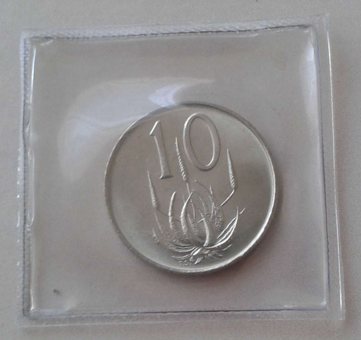 Uncirculated 1968 English nickel 10c (Pres.Swart) - Lower mintage