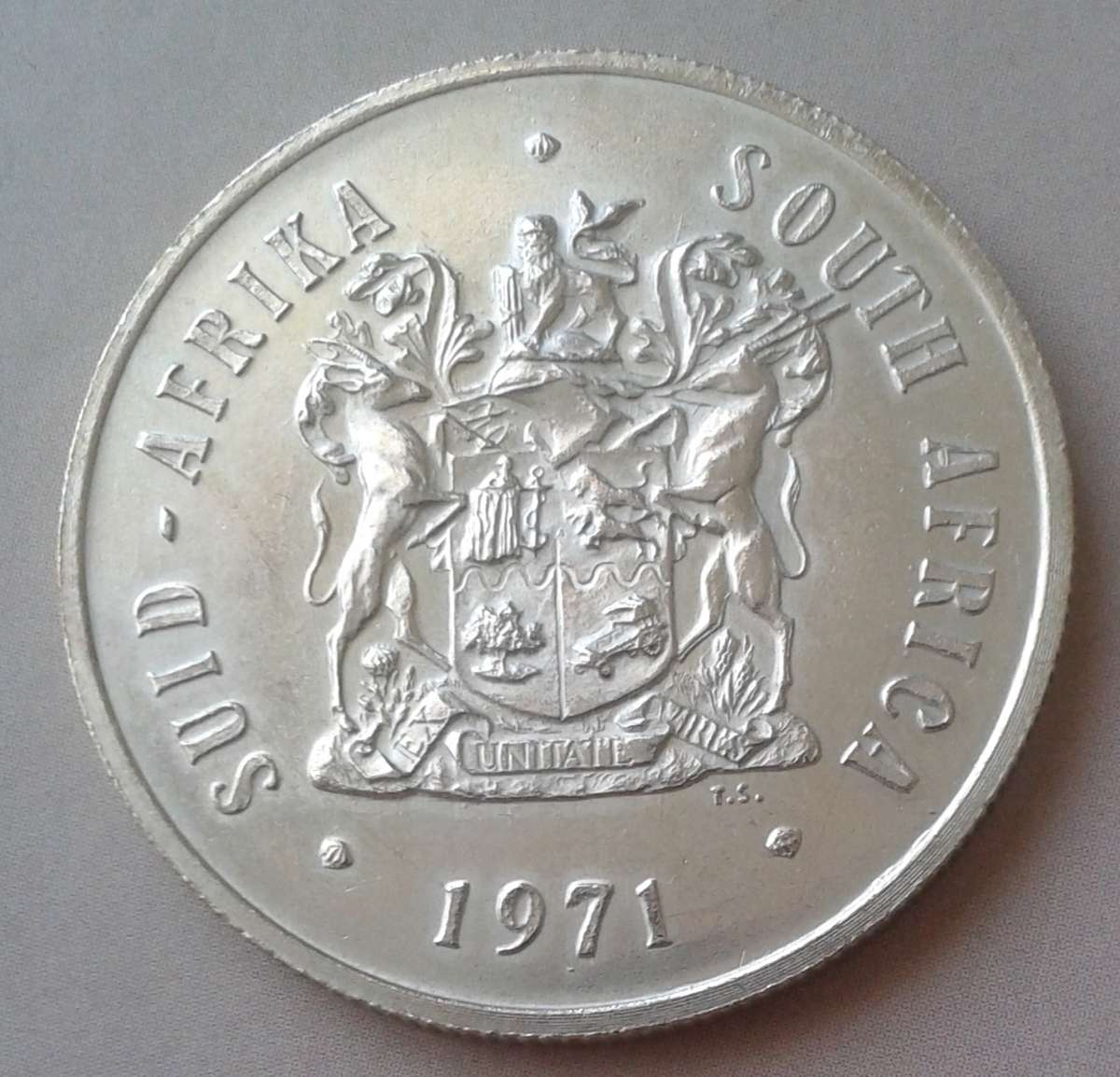 1971 Republic uncirculated silver R1 (mintage: 20000)