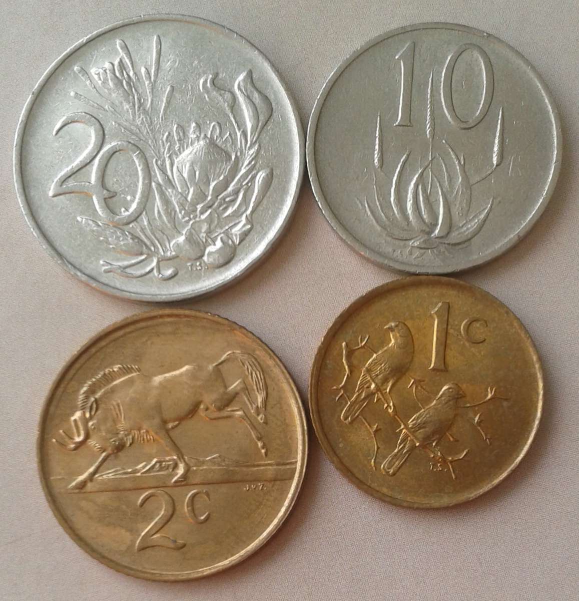 1986 Republic set of x4 coins (20c-1c)