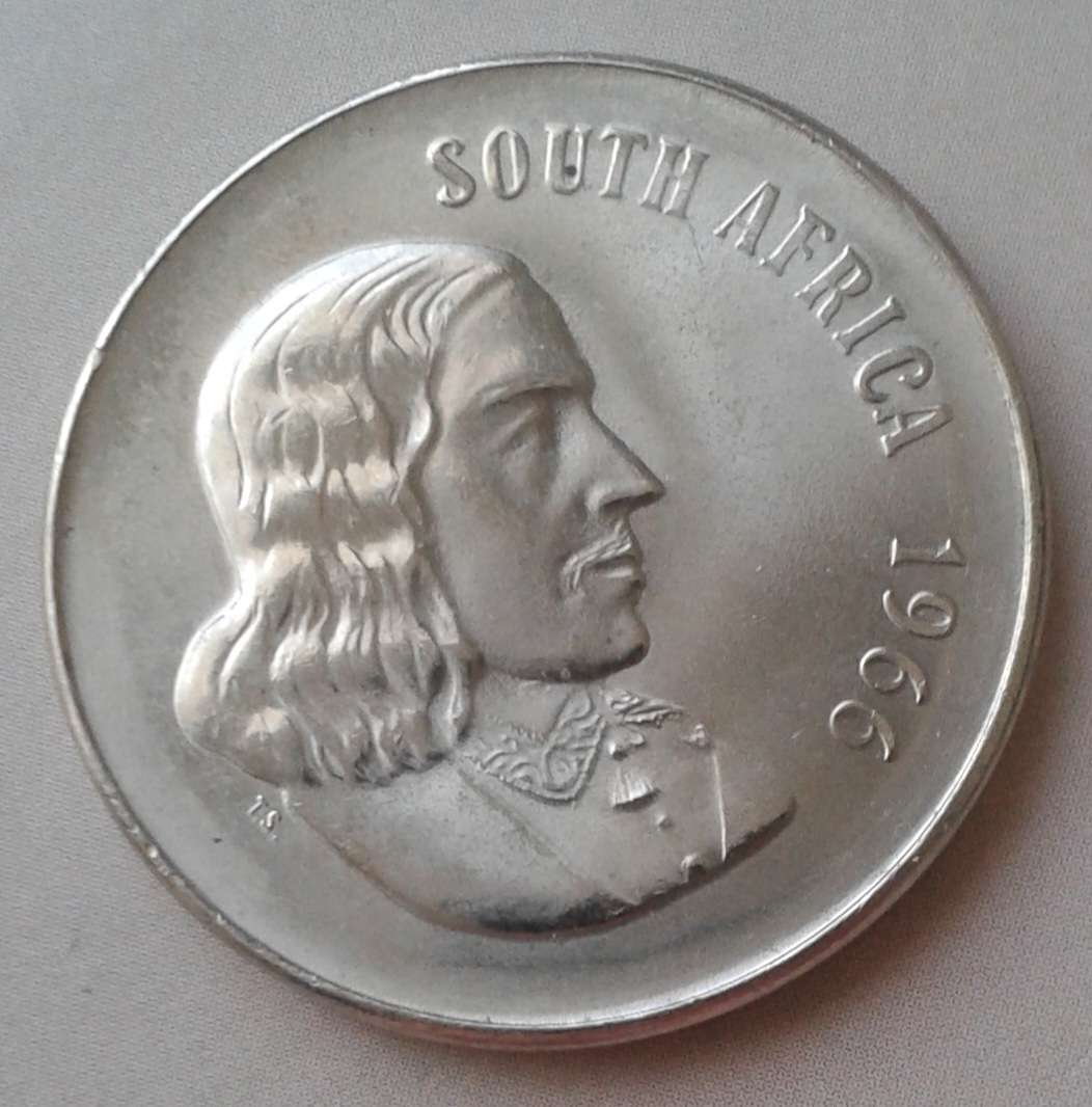 1966 English uncirculated nickel 50c