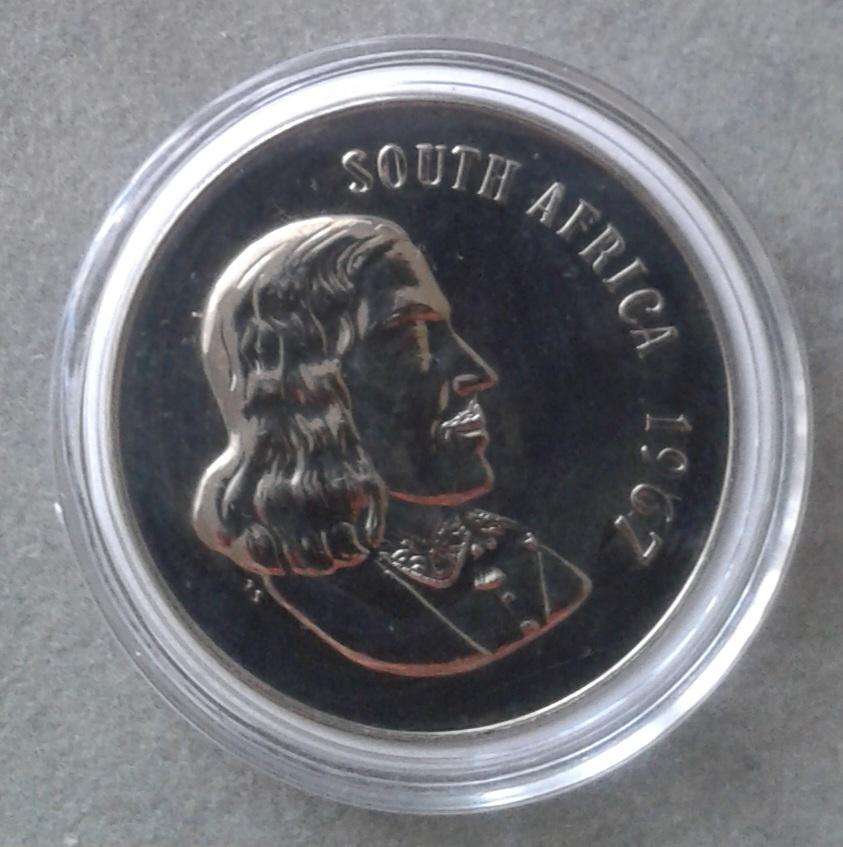 Encapsulated 1967 English proof nickel 50c (mintage: 25000)