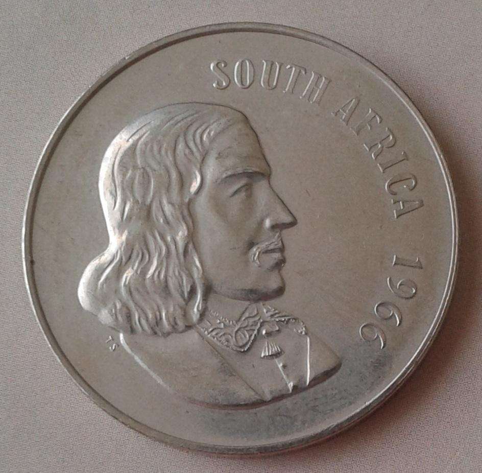 1966 English nickel 50c