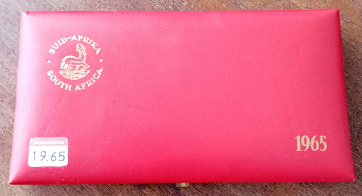 Set of x4 proof 1965 coins in red box (20c-2c).