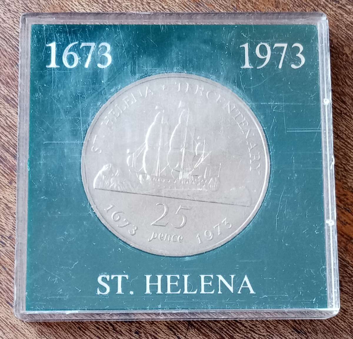 1973 St.Helena 25 Pence (crown) in case
