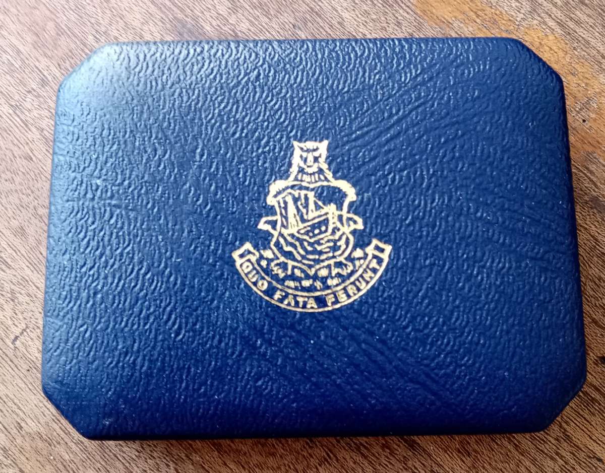 Uncirculated 1964 Bermuda silver crown in case