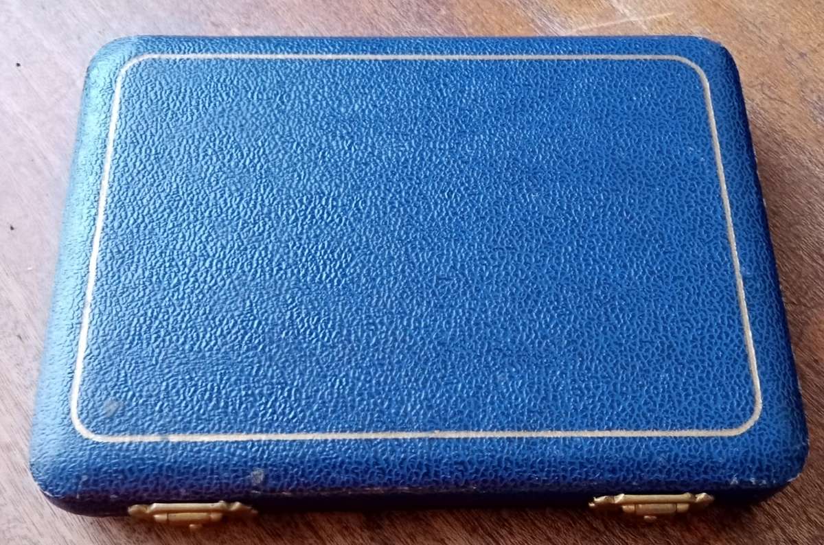 Empty union long proof set box