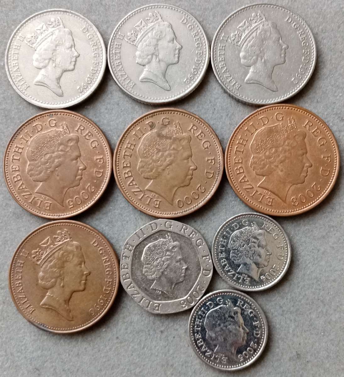 Lot of x10 British coins
