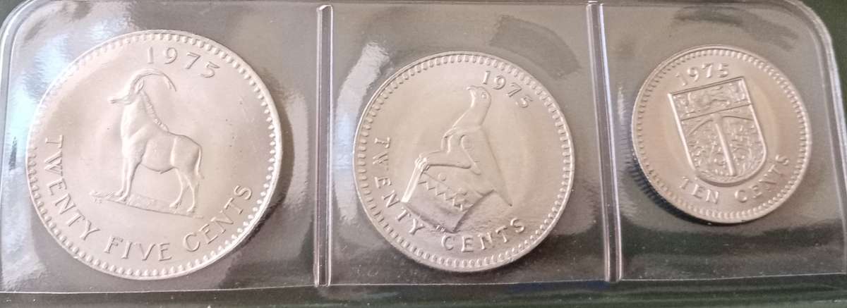 1970s Rhodesia uncirculated set in green folder.