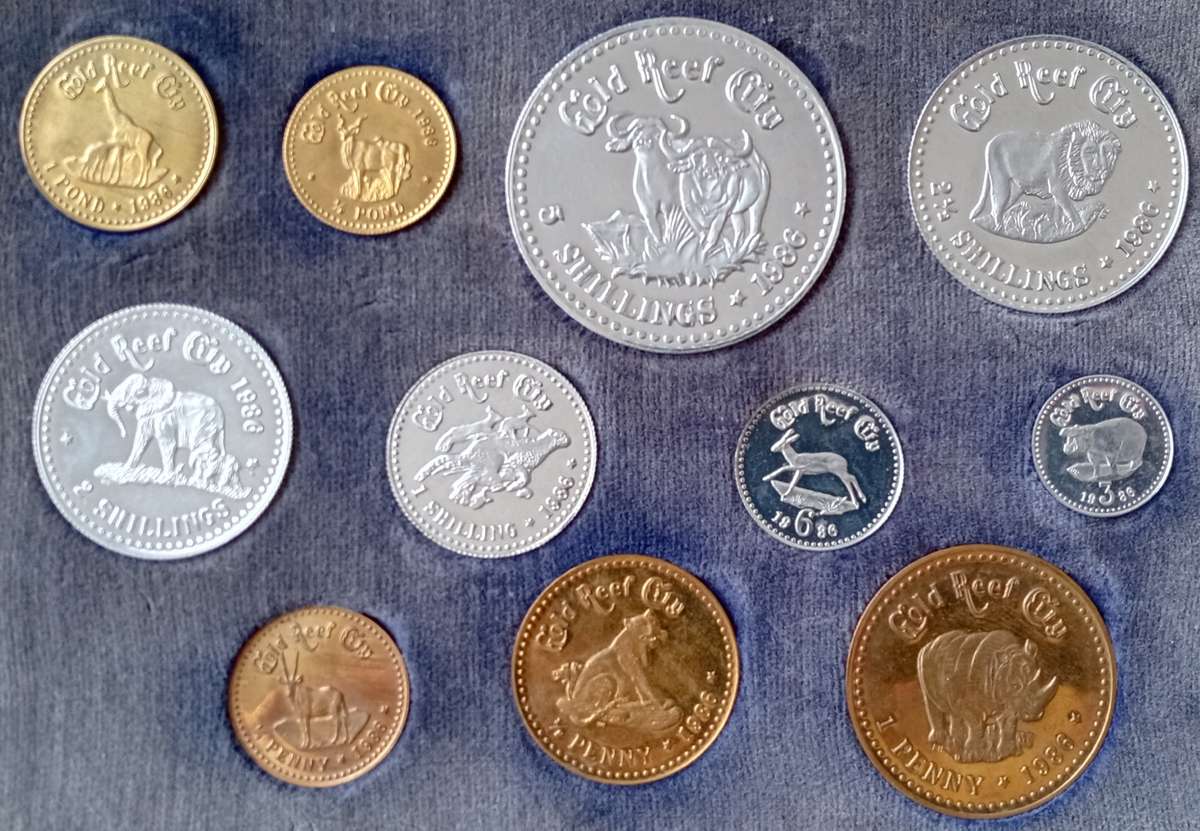 Scarcer 1986 GRC Mint ZAR Kruger proof token set in case (Animals)