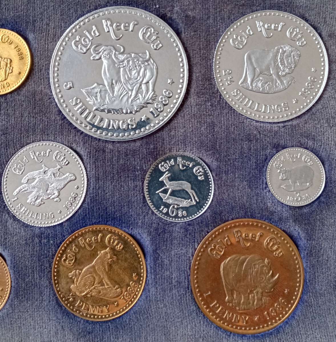 Scarcer 1986 GRC Mint ZAR Kruger proof token set in case (Animals)