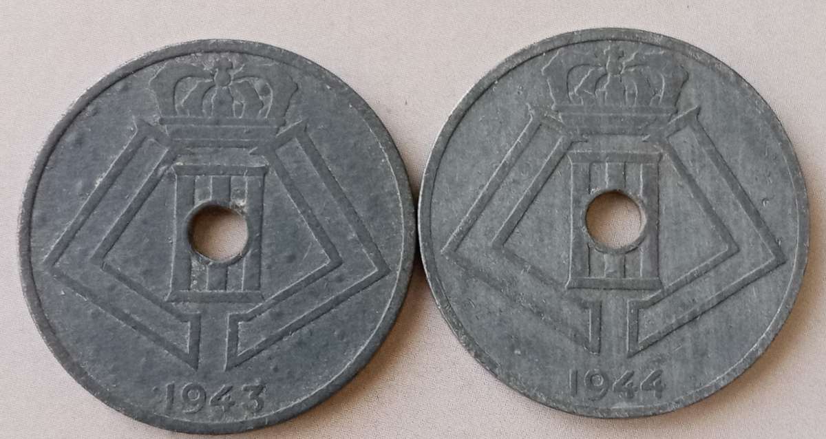 1943 and 1944 Belgium 25 Centimes