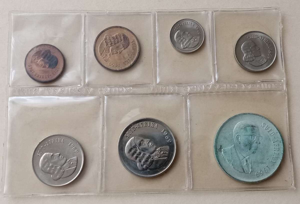 1969 Afrikaans uncirculated Mint pack incl.silver R1 (mintage: 7500)